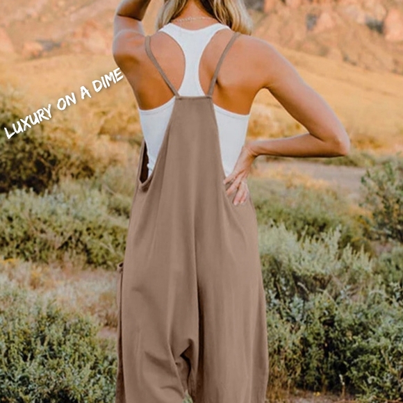 Oversized Hippie V-Neck Sleeveless Wide Leg Pant Pocket Jumpsuit Bohemian Outfit - Picture 5 of 7